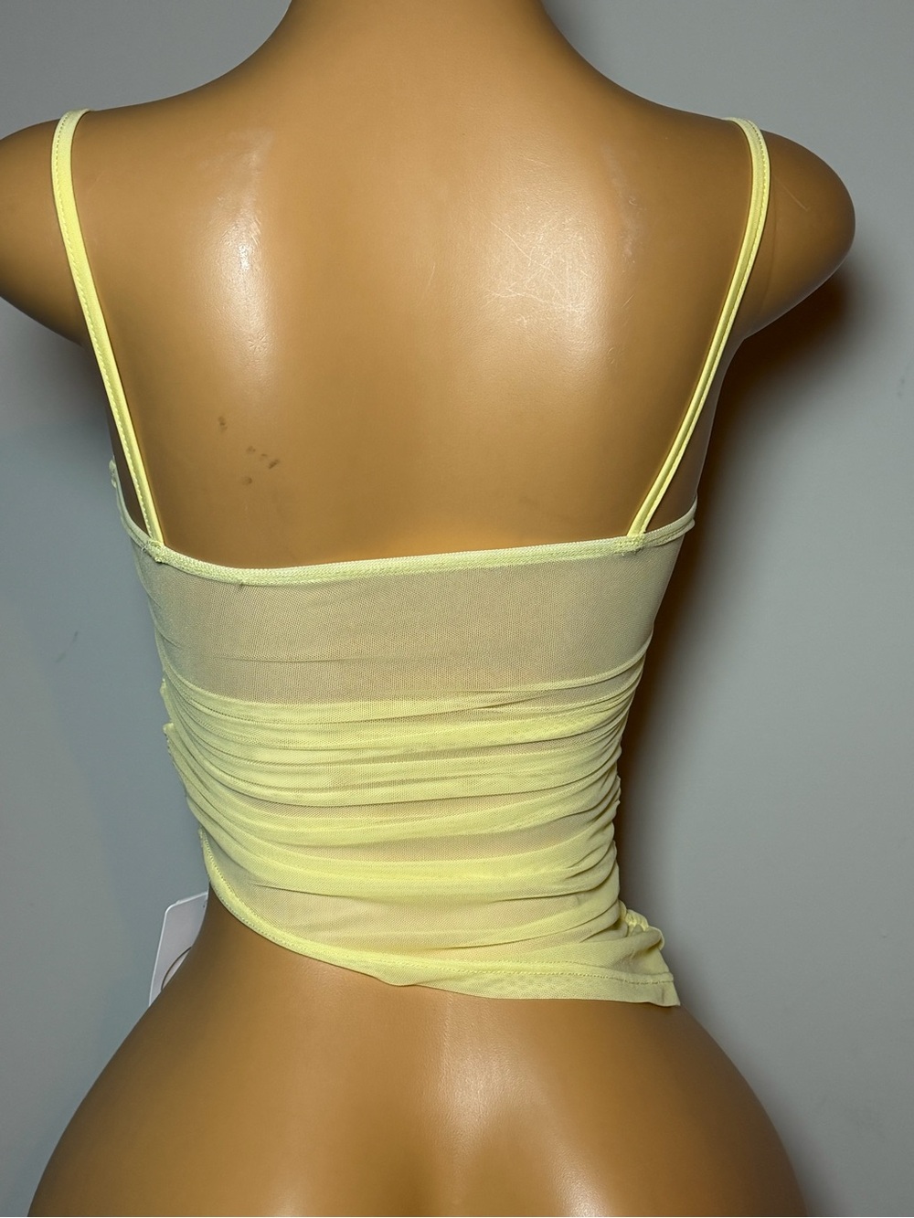 Commense Strapless Pale Yellow Ruched Top - Picture 6 of 7